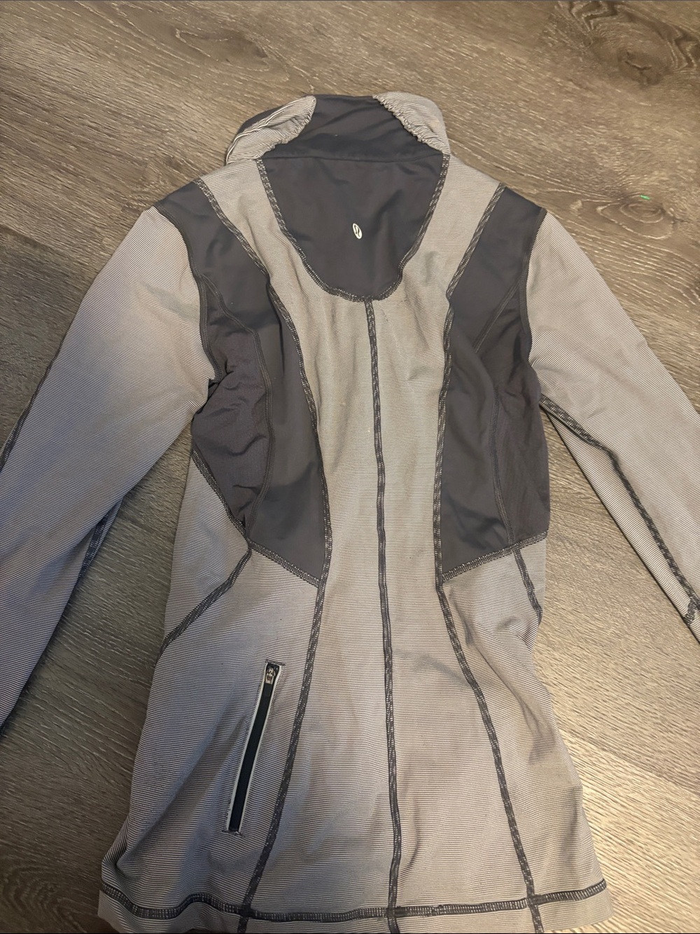 lululemon athletica Light Gray Quarter-Zip Active Jacket - Picture 6 of 8